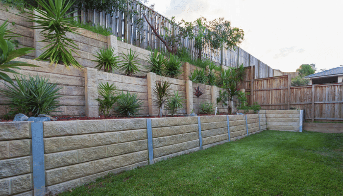 What-Does-a-Retaining-Wall-Do_